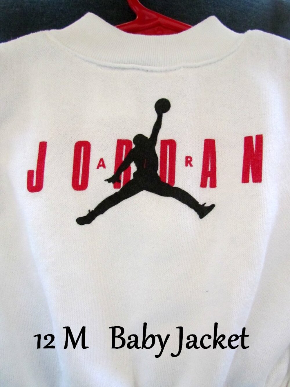 AIR JORDAN BABY JACKET, NIKE 12 M, INFANT MEDIUM WHITE  ZIP JORDAN JUMP LOGO